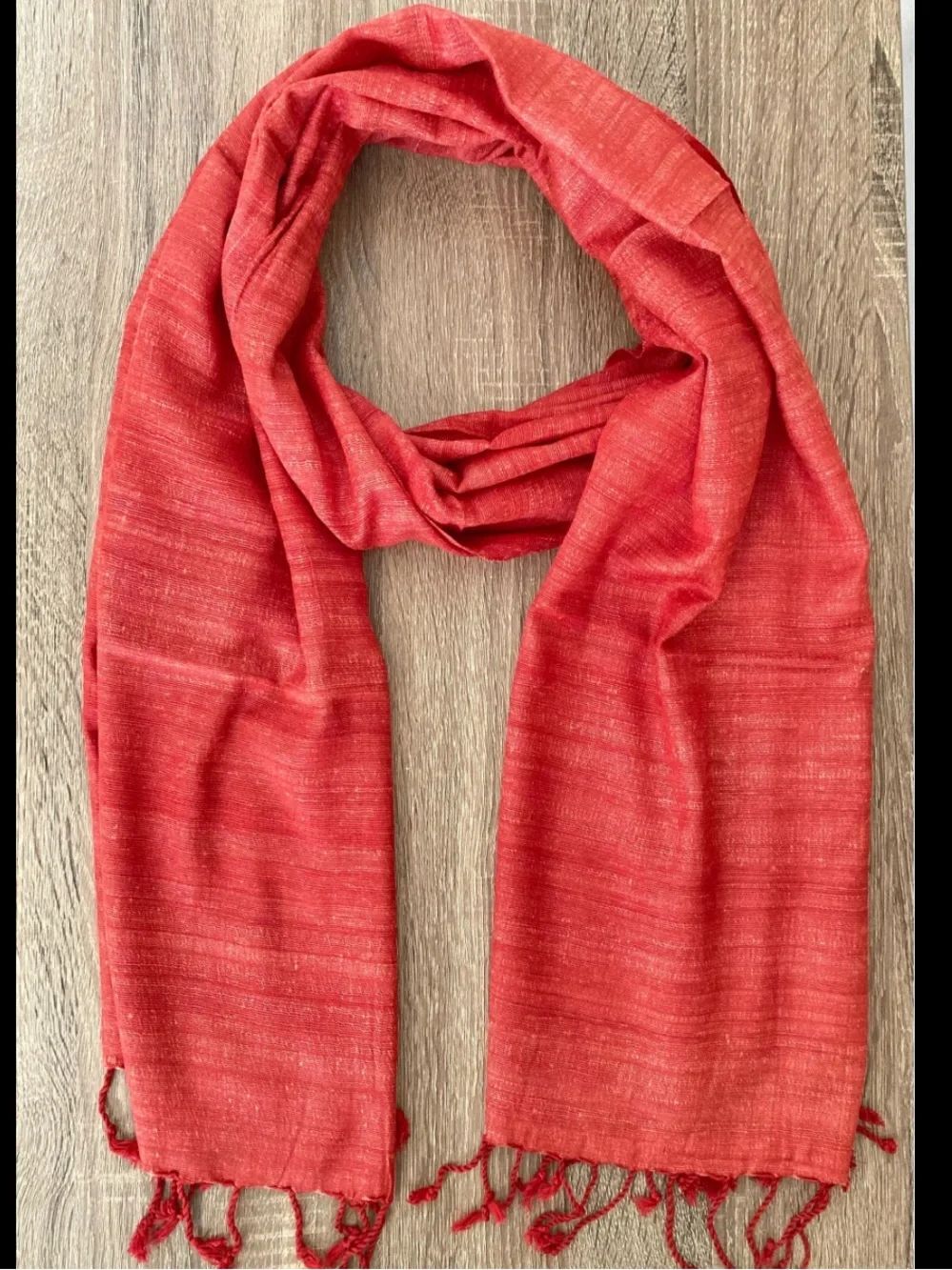 100% rock silk wrap/scarf so soft!